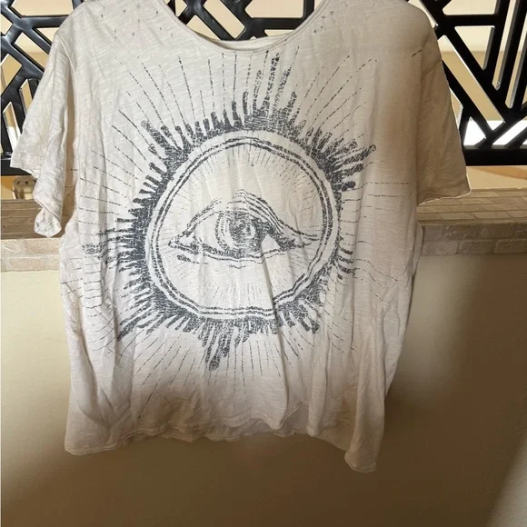 Magnolia Pearl Rays of Glory T-shirt - Picture 1 of 3